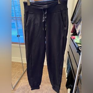 Lululemon jogger ready to rulu